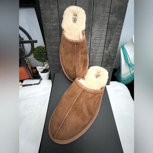 UGG Men’s Scuff Suede Slipper 11